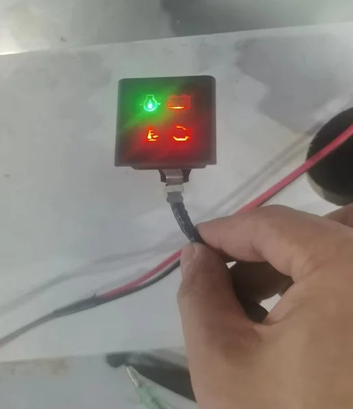 37210-ZZ5-762 Lamp Assy Indication 4-Led For Honda Outboard