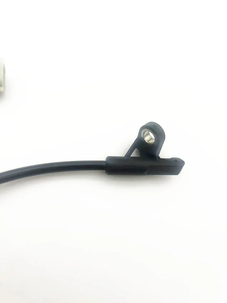 OE: A4539055500 Rear ABS Wheel Speed Sensor Smart for Mercedes-Benz Smart W453