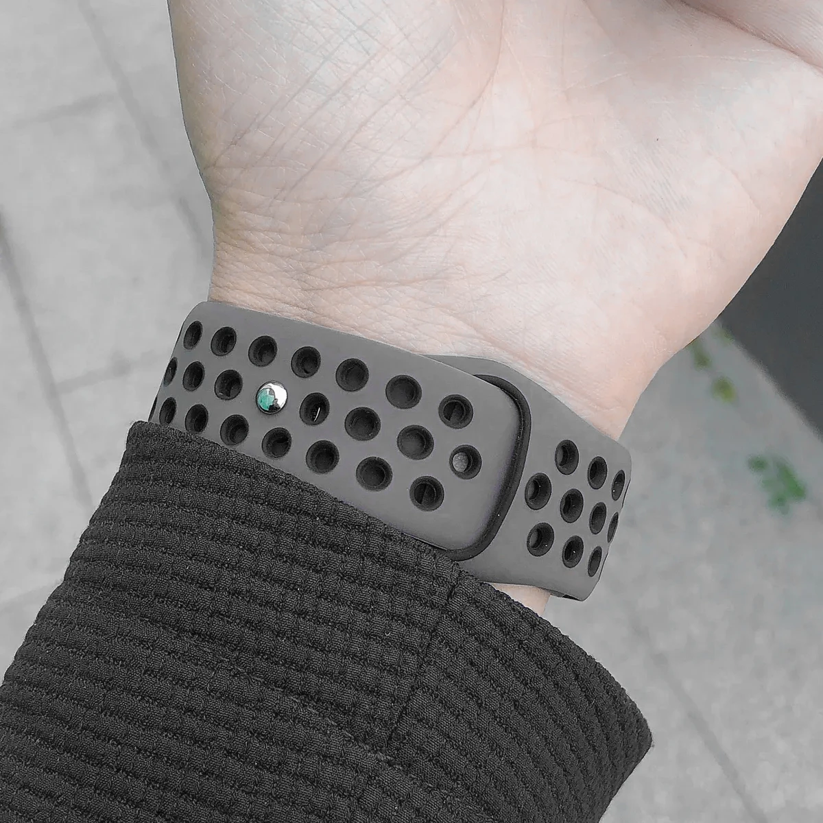 Silicone Strap for Smartwatch – Adjustable and Durable Bracelet Band for Enhanced Comfort