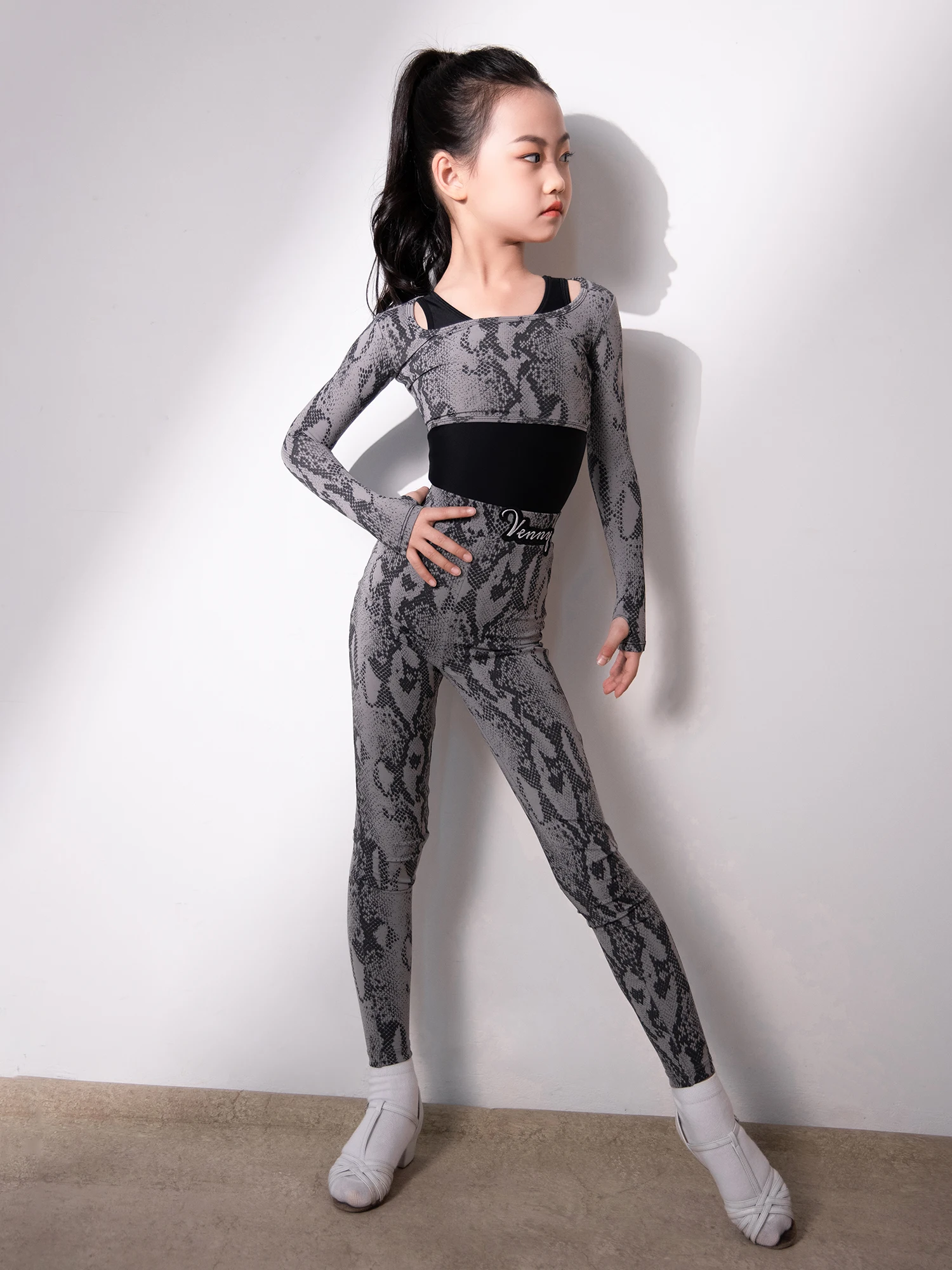 VENNY  Latin dance training dress,2023 fashion new style, pants long sleeves close, girls and children separate dance dress