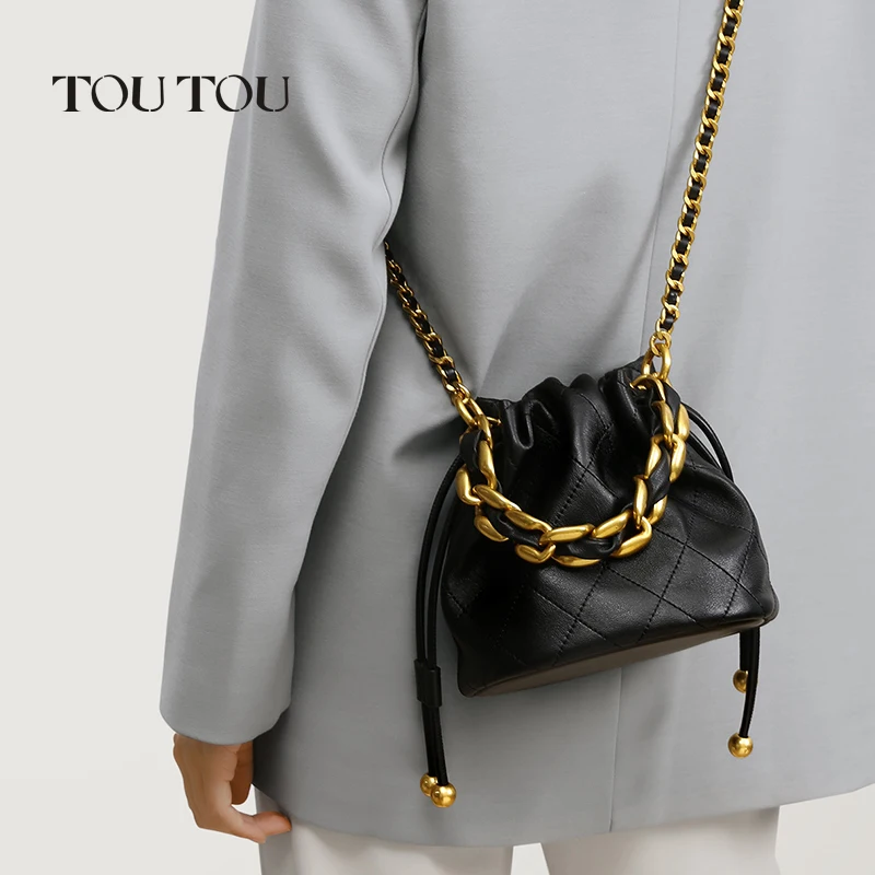 TOUTOU Genuine Leather Quilted Drawstring Bucket Bag for Women