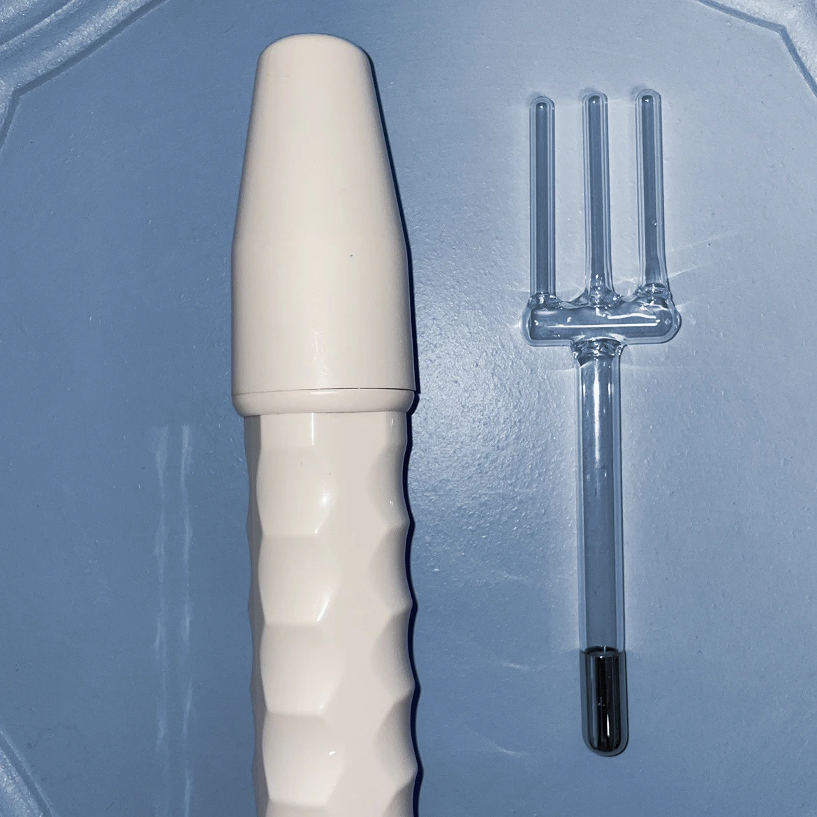 

1Pcs High Frequency Facial Mushroom Electrode Nozzle Attachment Tubes Face Massager Red Light Face Skin Care Device