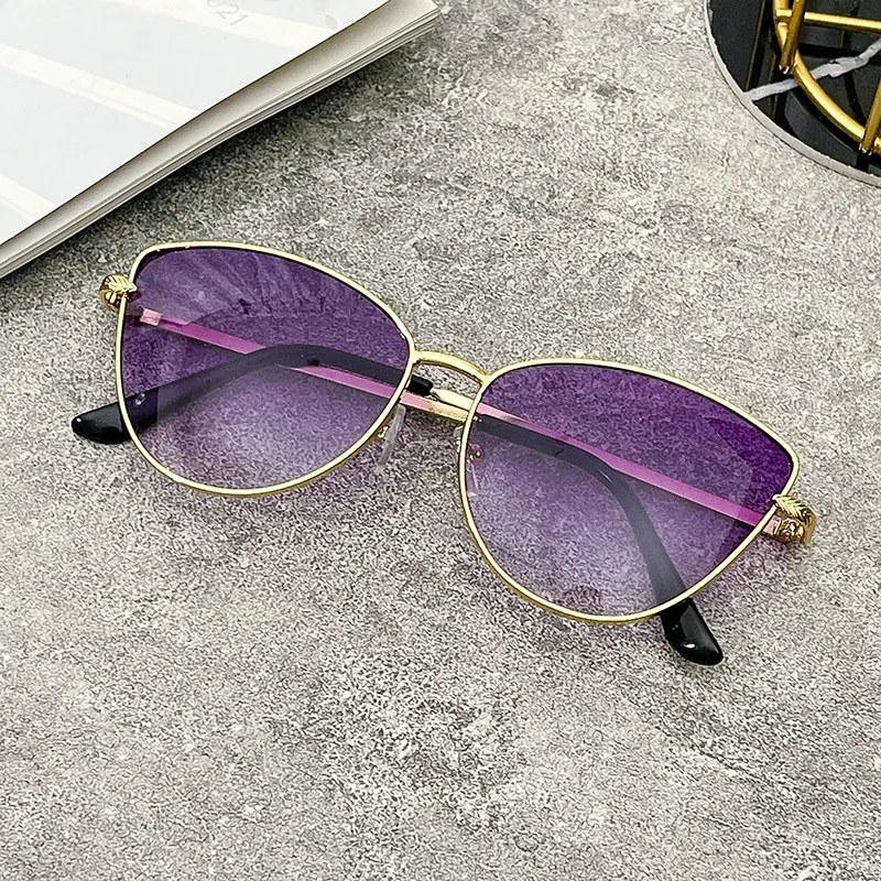 

New Vintage Designer Glasses Big Frame Sunglasses Luxury Brand Sun Glasses Female Fashion Cat Eye Gradient Shades Oculos De Sol