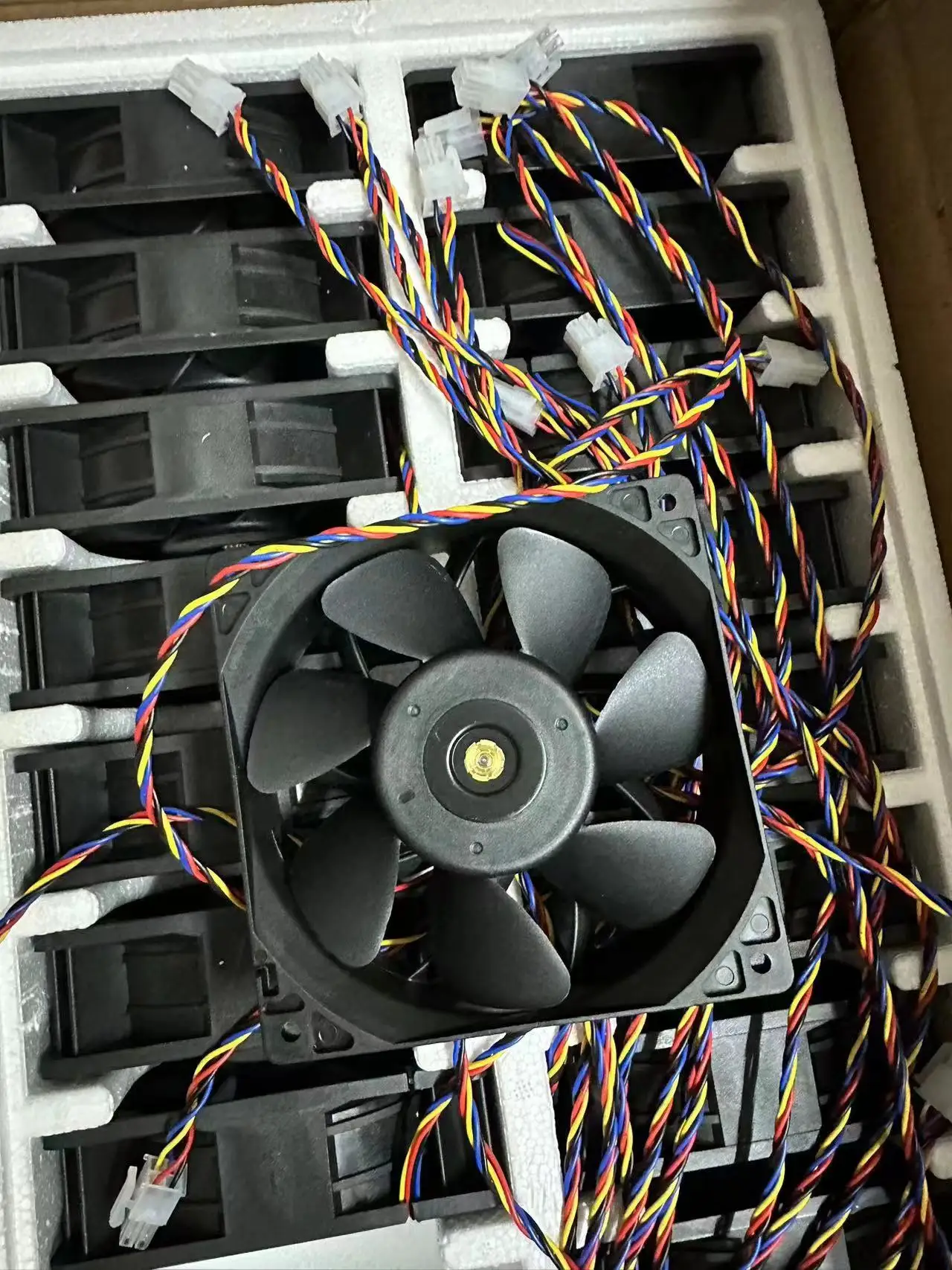 

Brand new antminer fan 12038 12cm 6000speed use for s9 L3+ S19 L7 S19kpro S21 T21