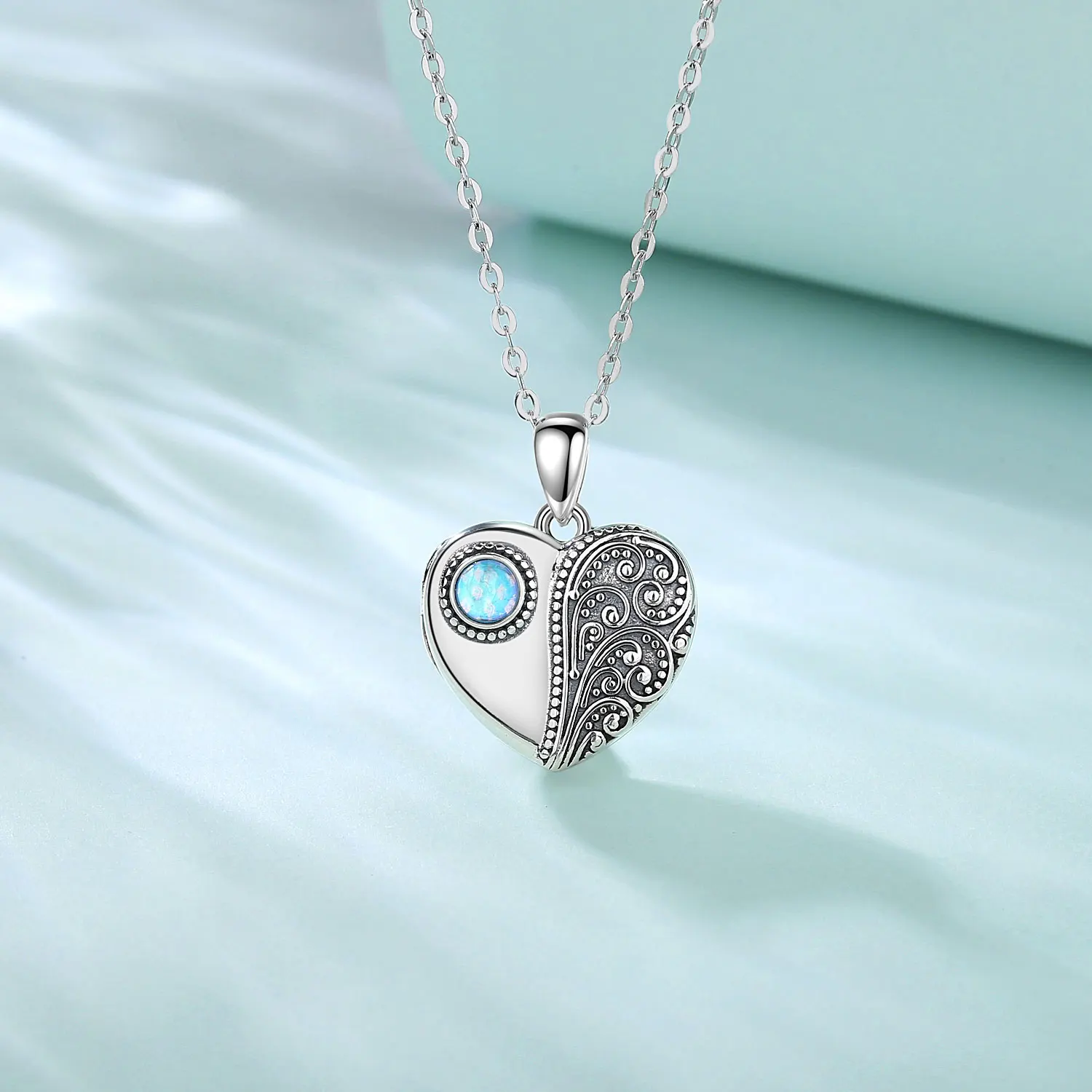 Moonstone Heart Memory Locket Silver Necklace - Image 2