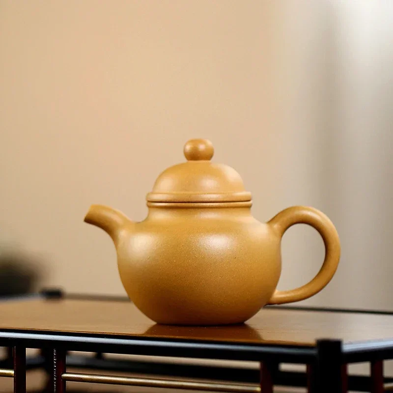 

260ML Real Handmade Yixing Kettle Chinese Raw Ore Luxury Clay Teapot Pu'er Tea Set Spherical Tea Pot Kung Fu Zisha Teaware