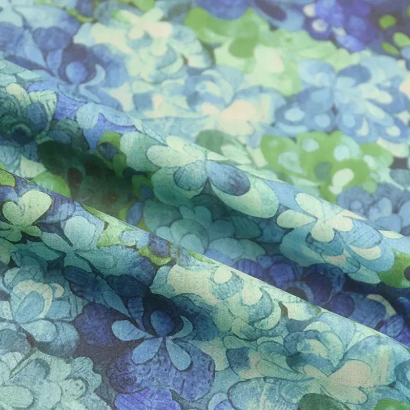 cotton 80s like free fabric digital print emerald turquoise women's sewn cloth skirt by children's designer Tissu 0.5cm