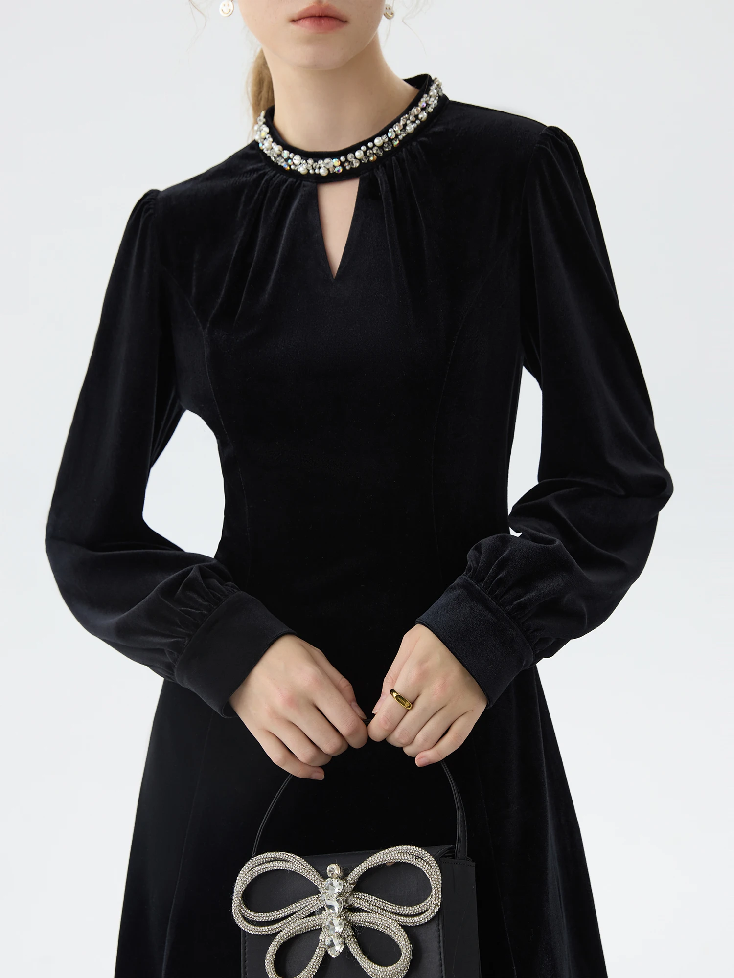 princess polly baby blue dress FSLE Women Black Velvet Dress Long Puff Sleeve Temperament Party Dresses  Neck Bead Design 2024 Winter Mini Dress 24FS14699