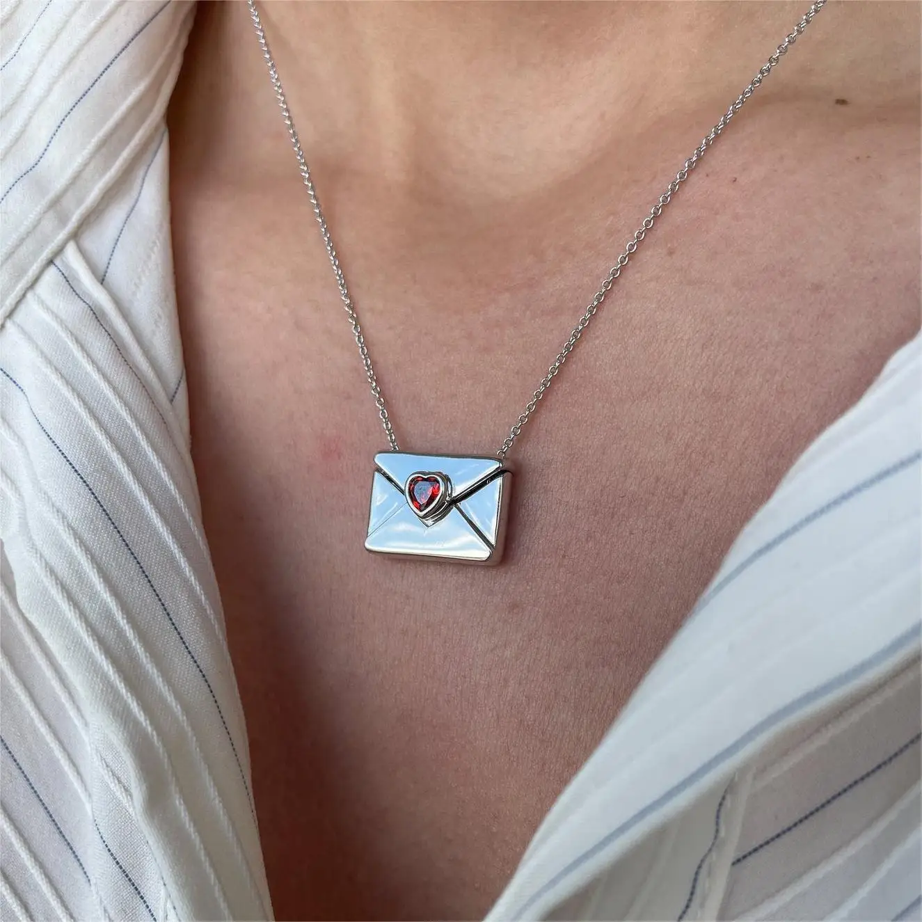 Vintage Heart Zircon Lettering I Love You Square Metal Pendant Openable Envelope Necklace Stainless Steel Choker Collar Jewelry