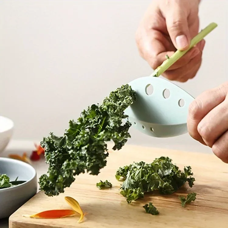 1pc Leaf Peeler, Kitchen Vegetable Leaf Peeler, Kale Beet Kale Thyme Basil Rosemary Plastic Leaf Peeler, Leaf Peeler Tools_voghion.com
