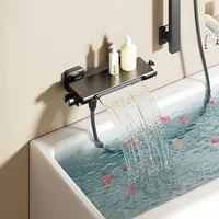 น้ําตกอ่างอาบน้ําก๊อกน้ําชุดฝักบัวห้องน้ําติดผนังทองเหลืองร้อนและเย็นวาล์วอาบน้ําหัวฝักบัว 5