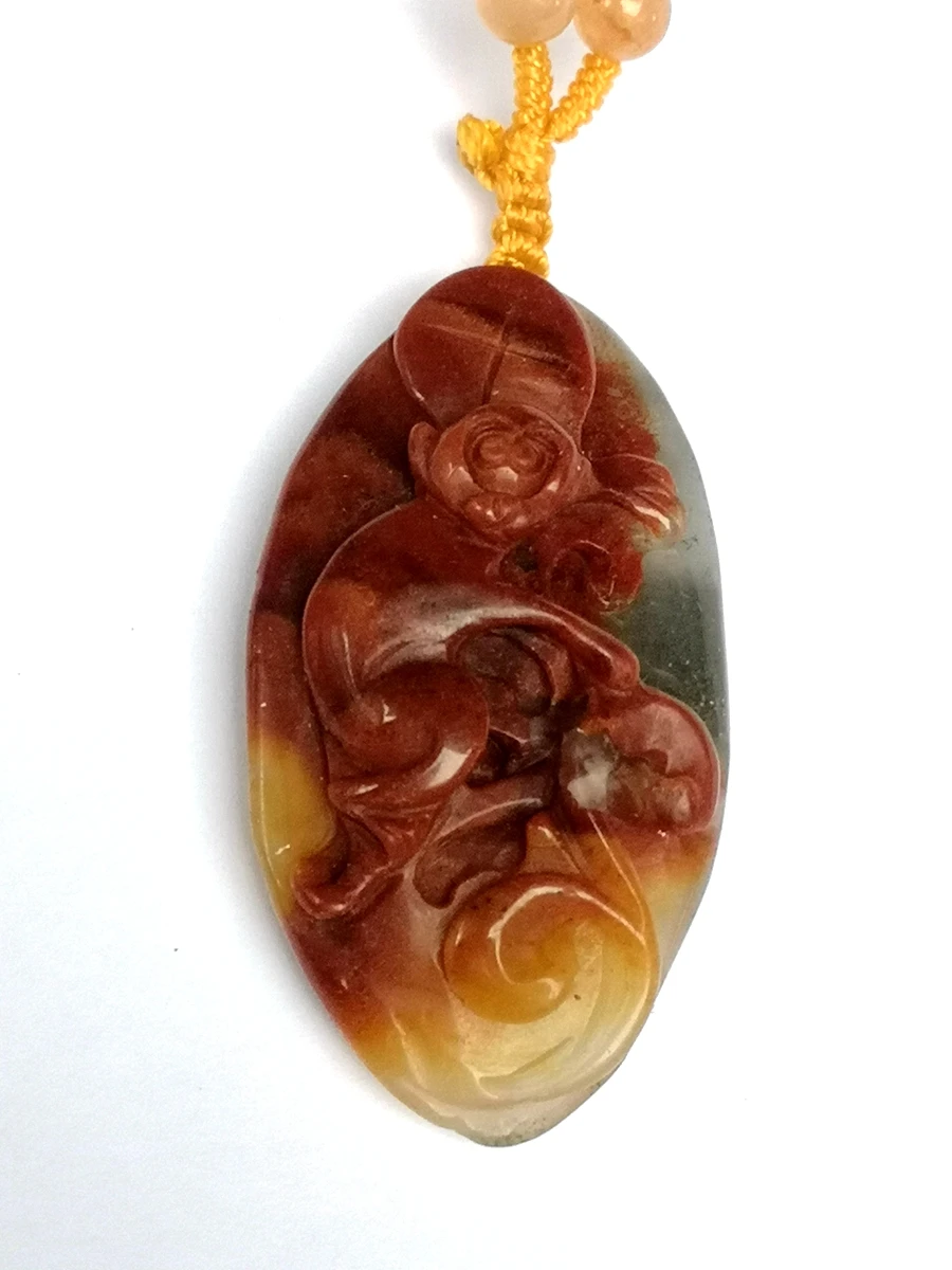 

1919 Chinese 100% Natural Jade Hand-carved Lovely Monkey necklace Pendant Decoration gift collection