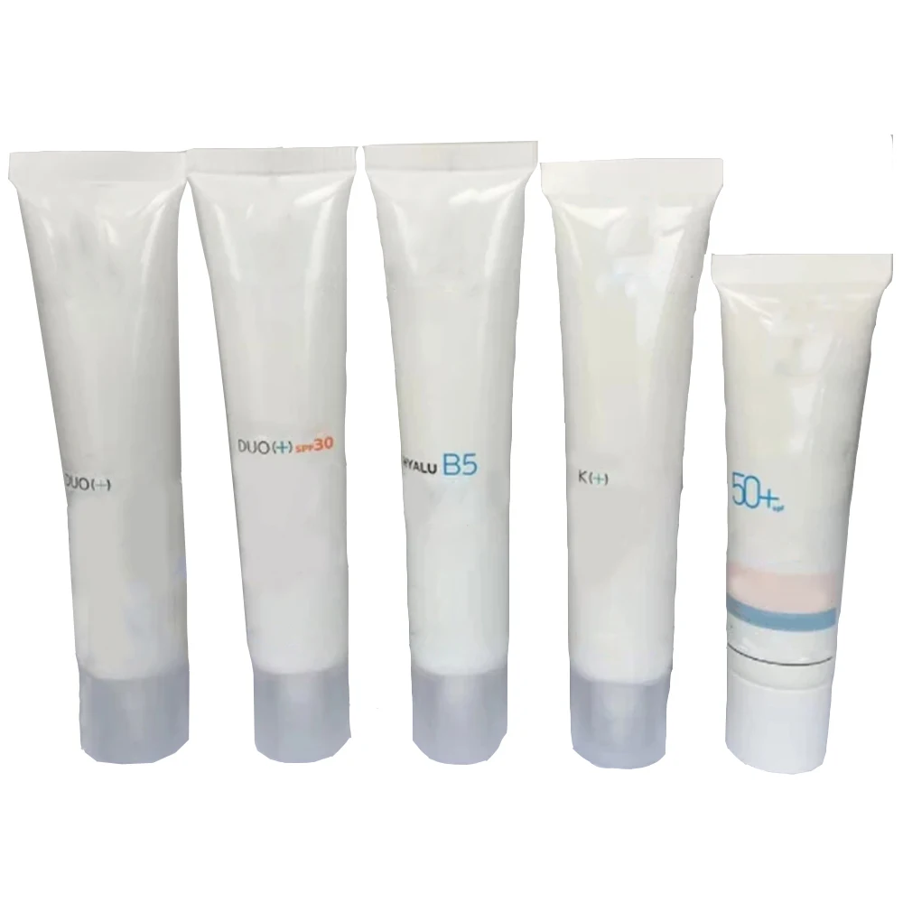 

Baume B5 Duo+ Mat Cream Moisturizer Soothes
