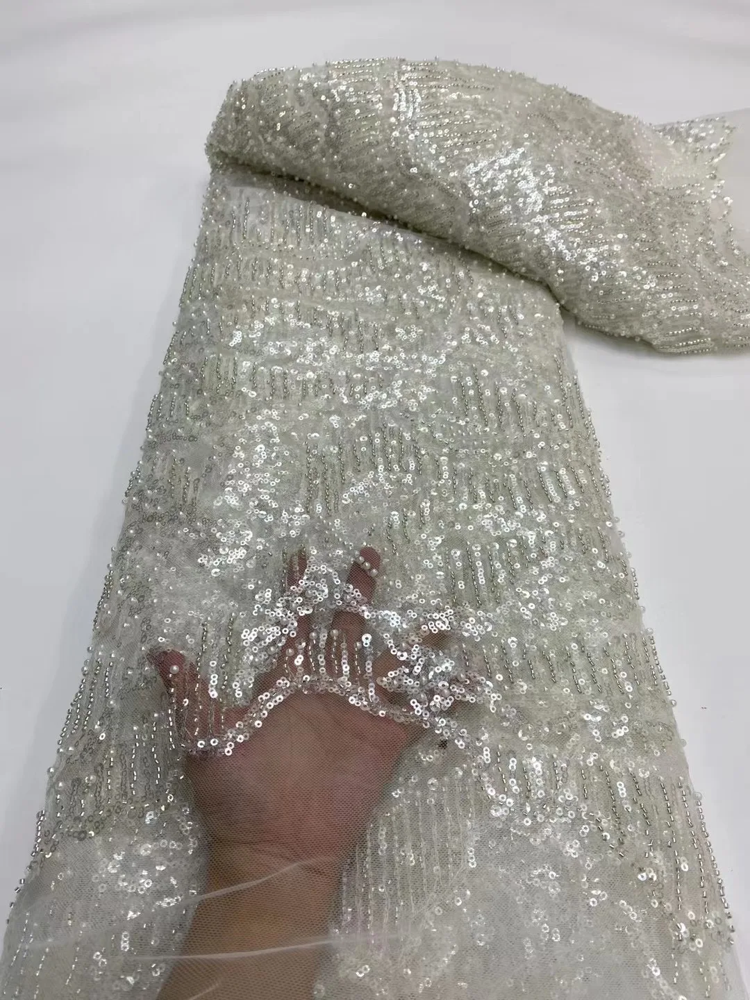 

2023 African Gorgeous Handmade Sequins And Beaded Tulle Lace Fabric French Luxury Pearl Fabric Nigerian For Bridal Dinner Dress