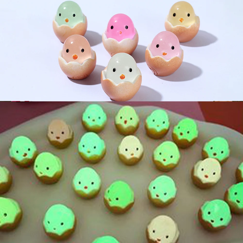 

1Pcs New Lovely Luminous Chicken Micro Landscape Figure Ornament Glowing Miniature Gardening Potted Decor Resin Accessories