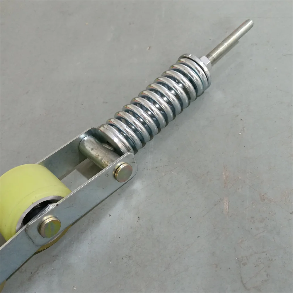 Escalator Handrail Tension Chain Pitch 84mm 5 Rollers 70*50 OD 70mm W 50mm Pitch 85mm