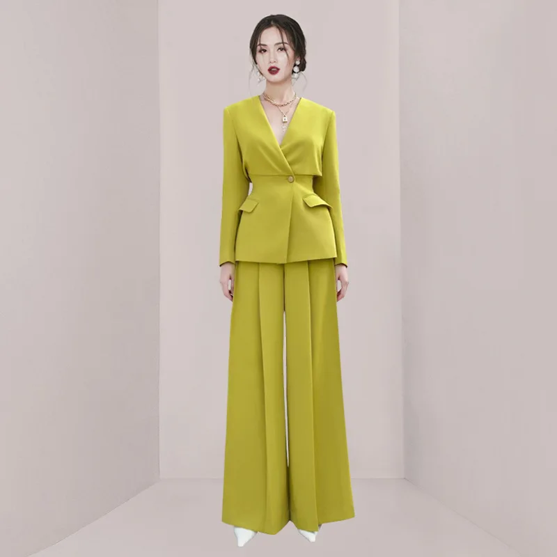 

2023 Autumn And Winter Women's New Bright V-neck Waist-receiving Jacket High Waist Pleated Wide Pants Temperament Two-piece Suit