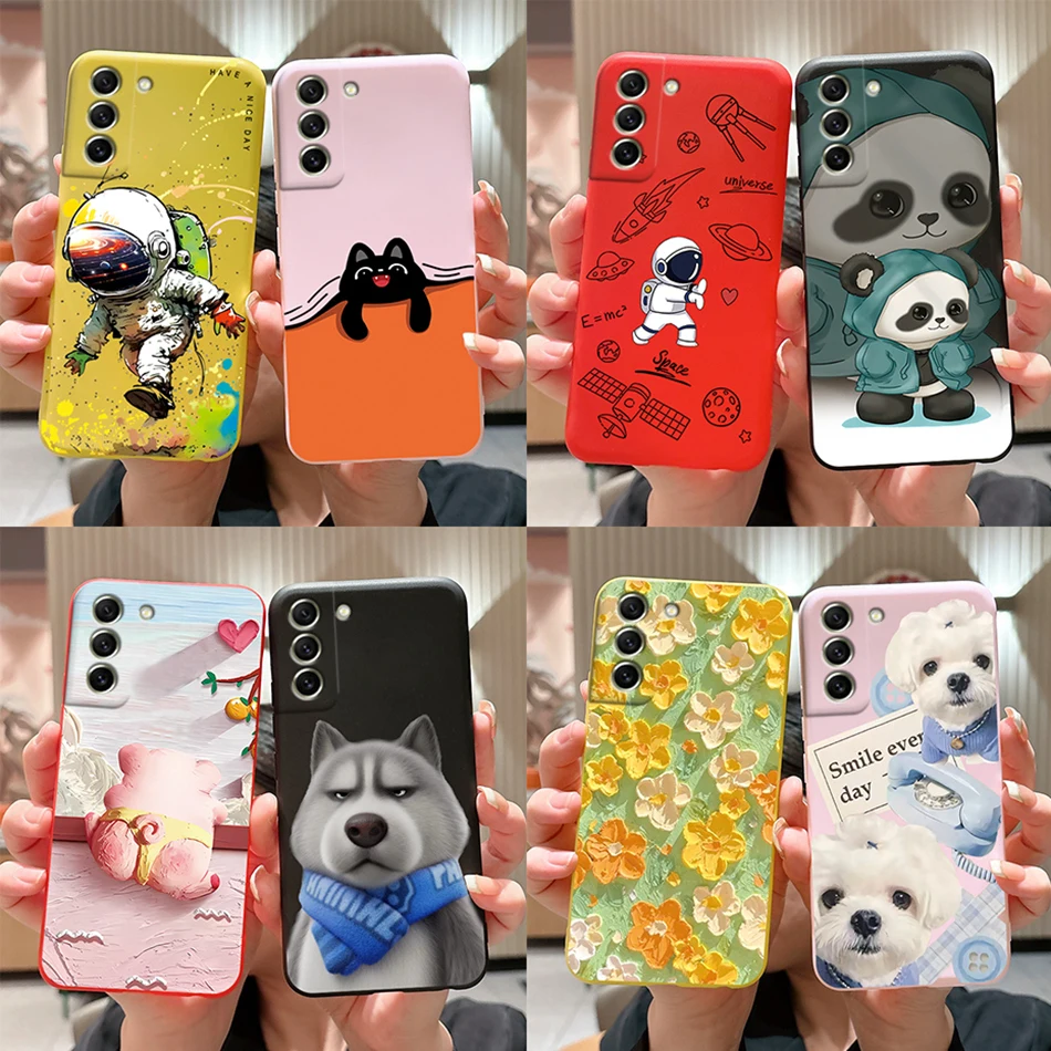 Astronaut Silicone Phone Case - Protective Cover with Space-Inspired Design