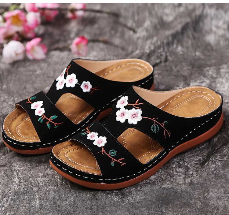 Sandals Comfortable Platform Soft Women Casual Slippers Embroider Flower Colorful Ethnic Flat Open Toe Outdoor Beach Shoes earth spirit sandals