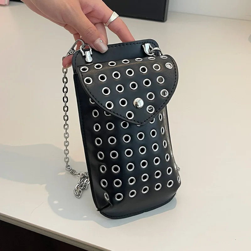 

2024 Summer Hollow Out Single Shoulder Bag Desinger Flap Handbag And Purse Luxury Rivet Mini Crossbody Bag Lady Trendy Phone Bag