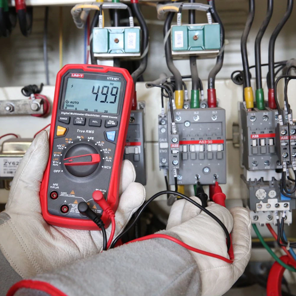 UNI-T UT61B UT61D UT61E Plus Smart Multimeter Digital Professional Multi Meter 22000 Counts AC DC Ammeter Voltmeter Multitester 6
