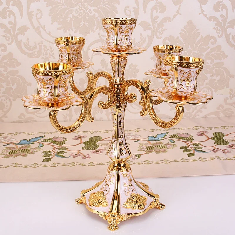 

Luxury Gold Candle Holders Tabletop Stand Candlestick Wedding Centerpieces Candelabra For Home Party Decoration Candelabrum