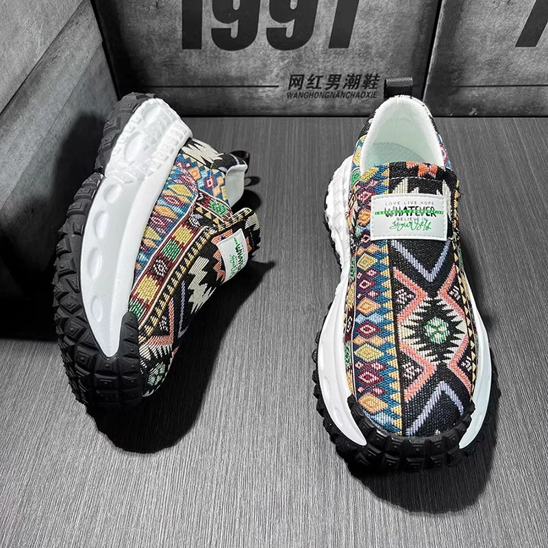 أحذية رجالية قماشية على الطراز الصيني القديم 2025...