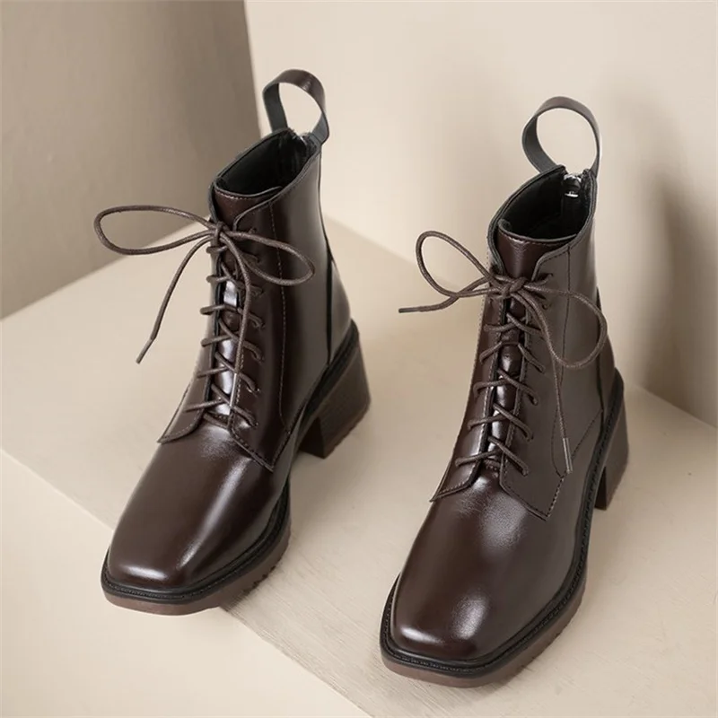 Square Head Lace Up High Top Plush Riding Boots for Women's Autumn and Winter New Fashion Casual Women's Short Leather Boots