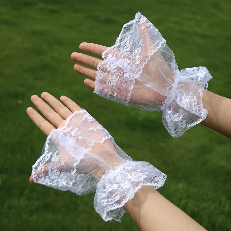 Fingerless gloves Bridal gloves Arm sleeves Detachable wrist cuffs Retro lace gloves and wristbands lolita lace bow wedding dress accessories