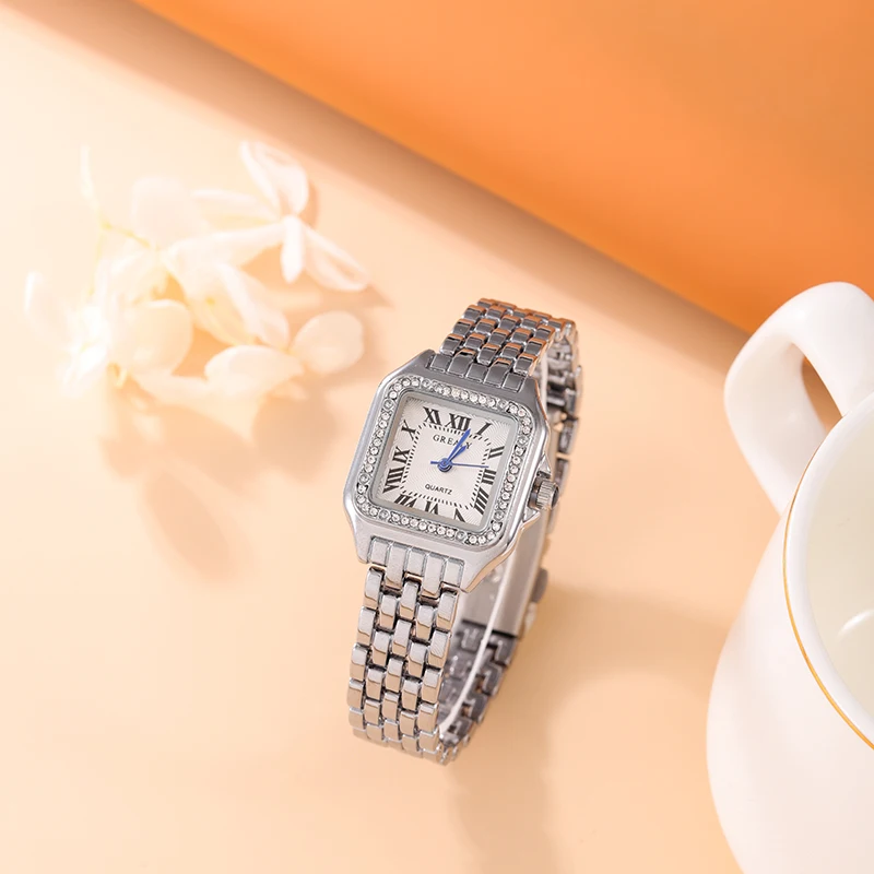 Womens Quartz Watch Luxury Fashion Leisure Diamond Simple Gold Silvery Steel Strip Wristwatch For Ladies Gift Clock