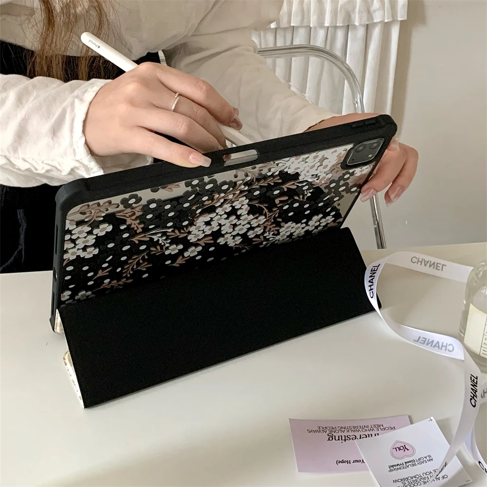 CHANEL iPad miniケース　ギャランティカード、箱あり Apple Ipad Chanel Ipad Mini Case CHANEL IPad Miniケース