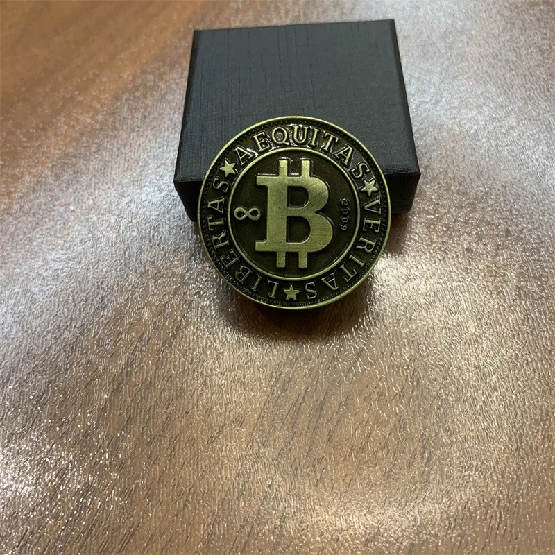 EDC Stress Relief Magnetic Haptic Coins Metal Bitcoin Model Vent Simulation Cool Toys Biscuit Fidget Push Papa Coin Adults Kids