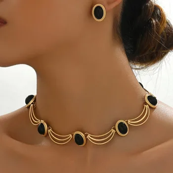 Elegant Gold and Black Jewelry Set with Oval Gemstones Choker Style Necklace and Matching Earrings Trendy Fashion Accessory 2