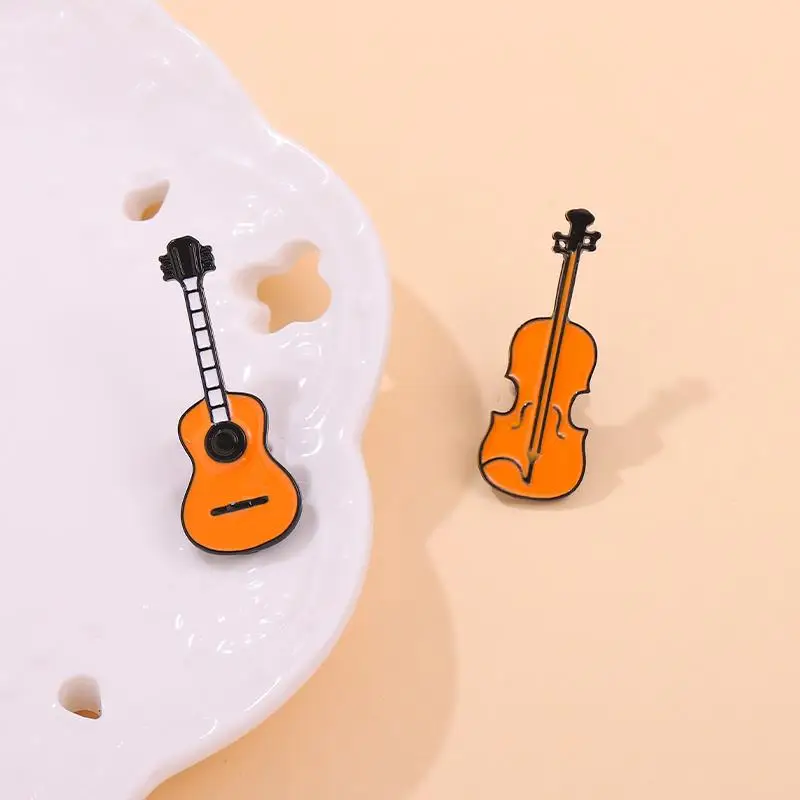 Lot De 4 Broches Instruments De Musique En Métal - Guitare, Saxophone, Trompette... - Style Vintage - Cadeau Pour Musicien