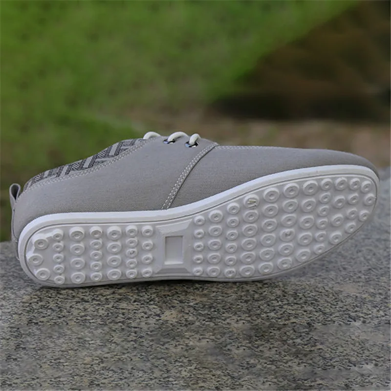 Sports Driving Shoes men's flat shoes sports board shoes men basketball sneakers non-slip casual Italy flat Korean version of Men's Peas Soft Shoes