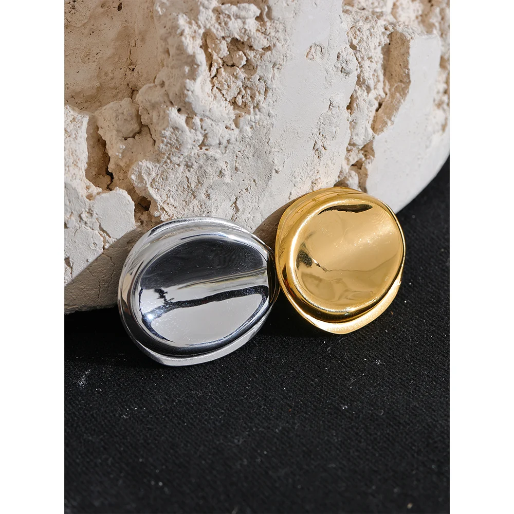 Yhpup Jewelry Round Minimalist Brooches for Unisex Waterproof