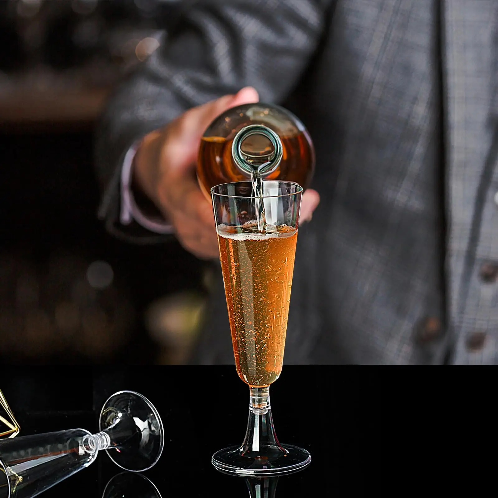 25Pack Plastic Champagne Flutes 5.5 Oz Disposable Champagne Glasses Mimosa Wedding Toasting Glasses Party Cocktail Cups Bulk plastic cups plastic champagne flutes