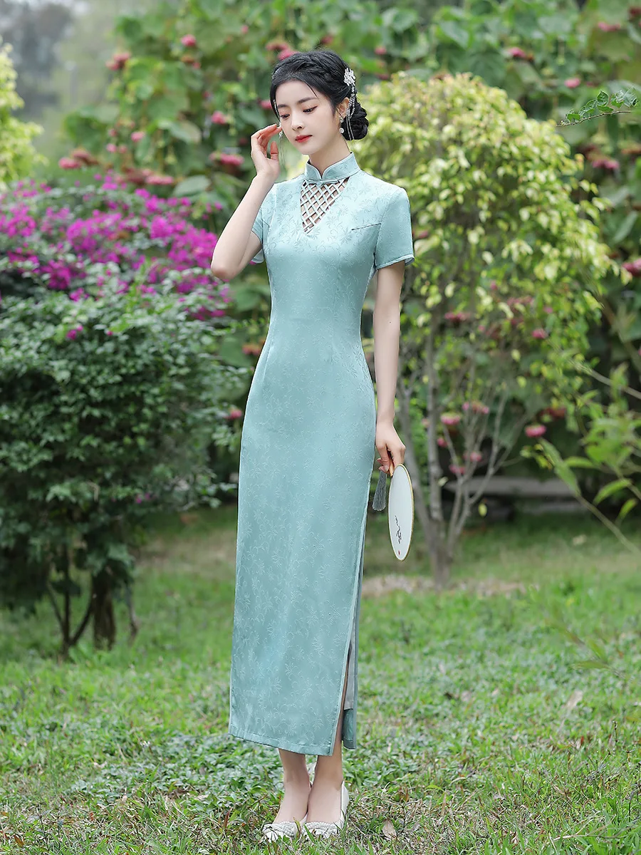 

Elegant Mandarin Collar Mesh Neckline Short Sleeve Cheongsam Women Sexy Chinese Traditional Jacquard Satin Long Style Qipao