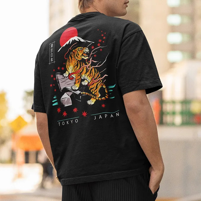일본 도쿄 백 프린트 타이거 티셔츠 - 멋진 디자인과 스트리트 웨어의 완벽한 조합