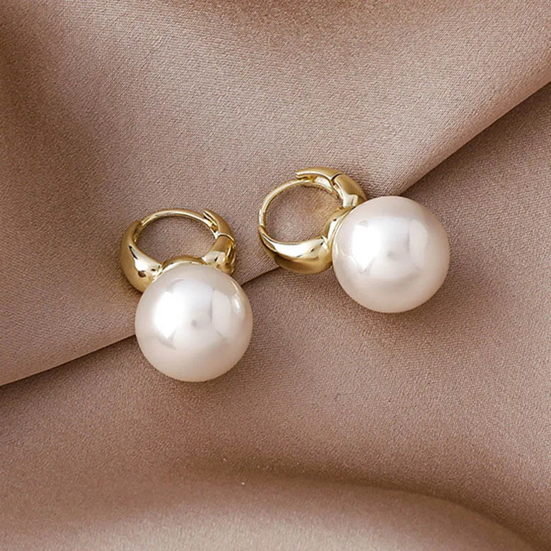 Huggie Earrings Pearl Drop Pearl Dangle Earrings Gold Pearl