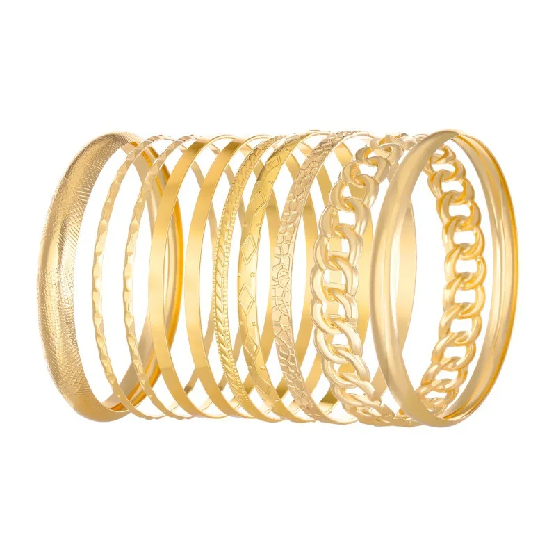 طقم أساور ذهبية متعددة بتصاميم عصرية