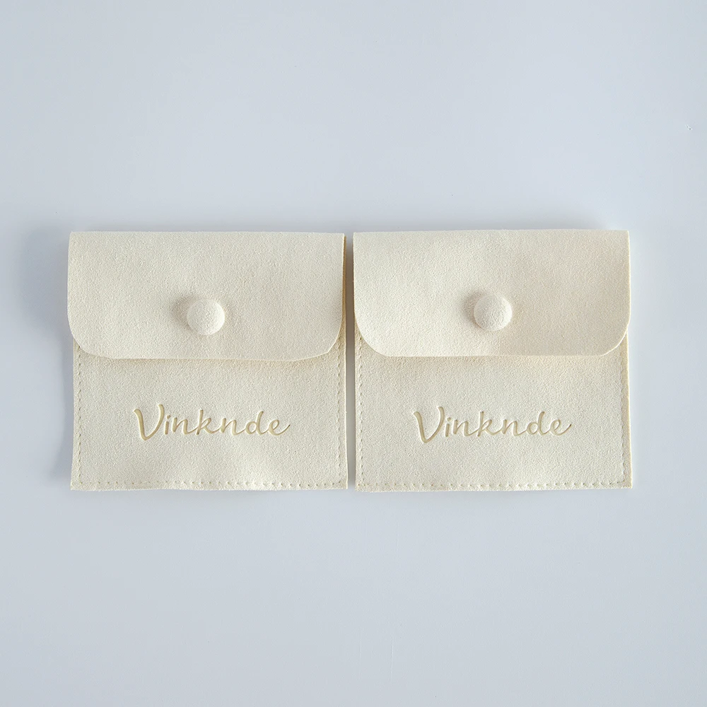 50 Stück 8x8cm Schmuck-Geschenktüten mit individuellem Logo, Mikrofaser-Verpackungsbeutel, kleine Beutel für Ringe, Halsketten, Hochzeitsgeschenke – Detail 13