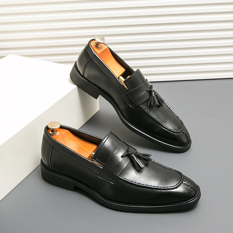 Men's Flowing Suo Lefu Shoes Luxury Men's Leisure Driving Designer Brown Lefu Shoes Men's Moccasin Shoes Italian Wedding Shoes