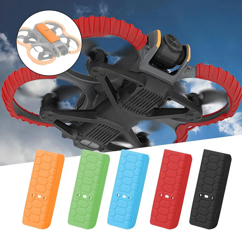 Plaque de protection arrière pour drone en TPU installée, montrant les trous de fixation.