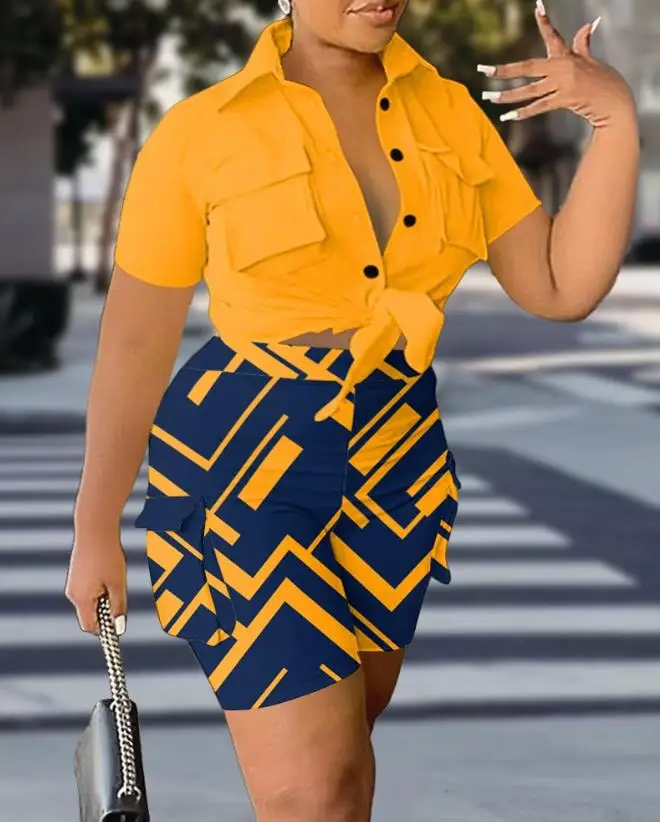 

New Fashion Two Piece Set for Women 2024 Summer Turn-Down Collar Plus Size Plain Buttoned Crop Top & Geometric Print Shorts Set