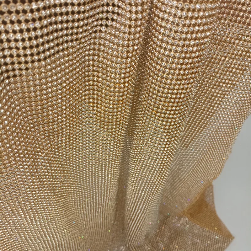 Фото Блестящая золотая основа 45x120 см, металлическая сетчатая ткань Chainmail для рукоделия, шитья, косплея, платья, сумки, одежды, ювелирные изделия для тела №4