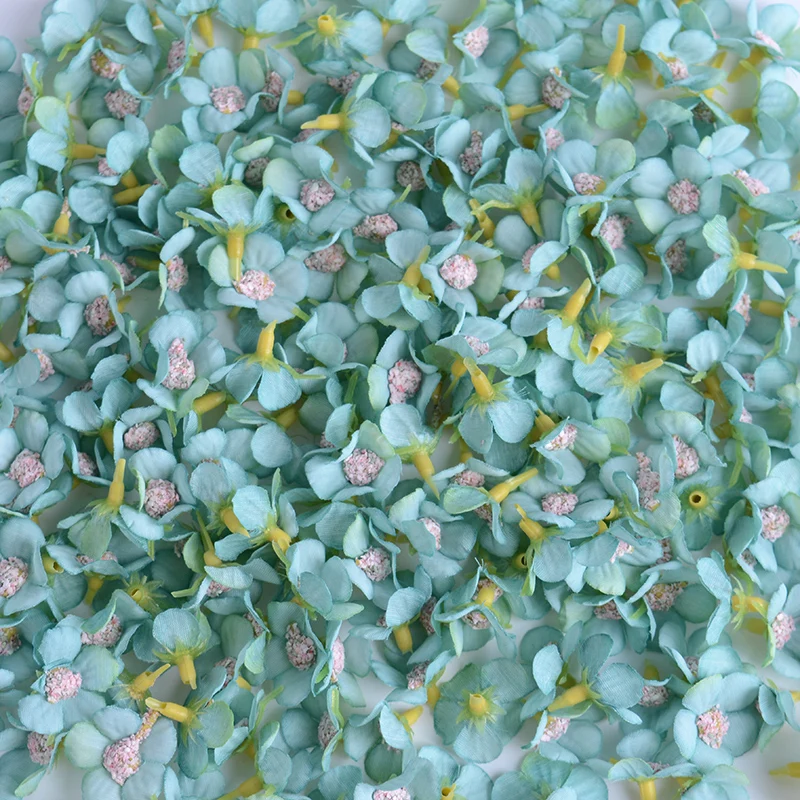 100Pcs Mini Silk Daisy Flower Heads for Crafts and Decorations
