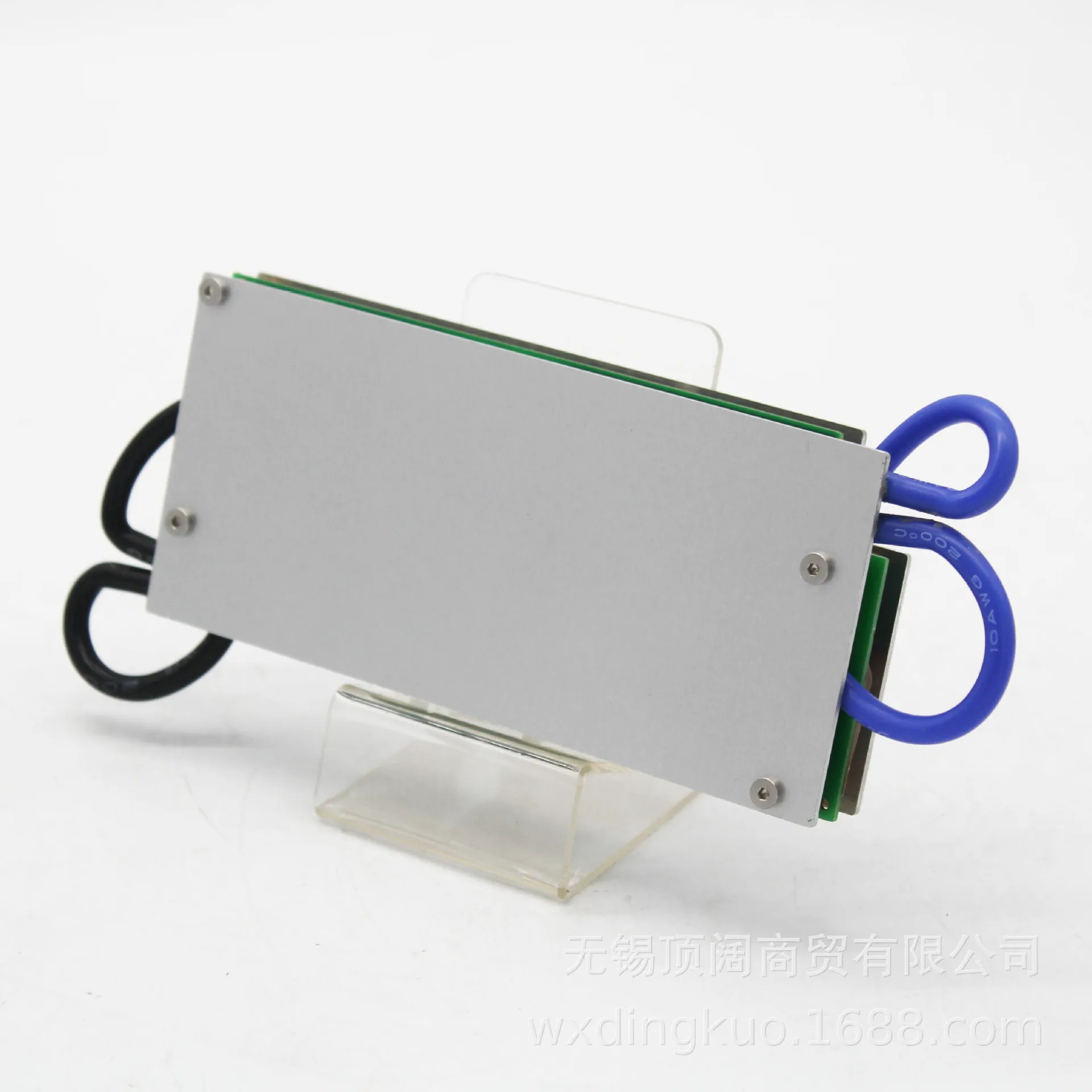 

Реле удаленного привода, версия BMSO72240M, схема 21 серии 240A, регулирование температуры на одном порте