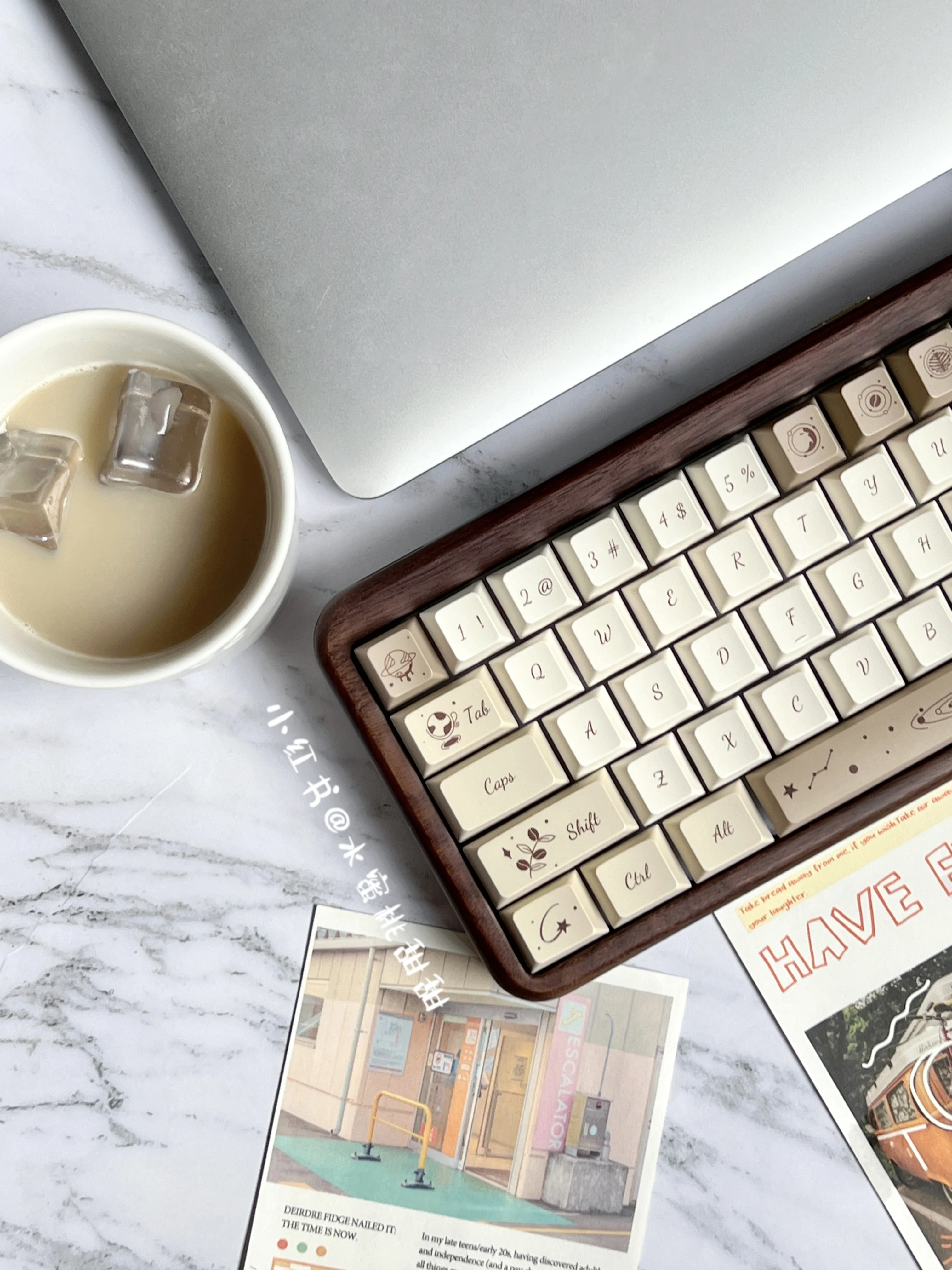 Teclas Temáticas Pintadas à Mão para Teclado Mecânico Teclas Coffee Bean Estilo de Escrita Romântico Francês Simples 150 Teclas