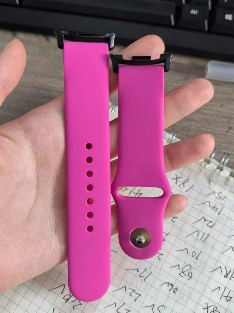 Premium Silicone Sport Band Strap - Universal Smartwatch Wristband Accessory
